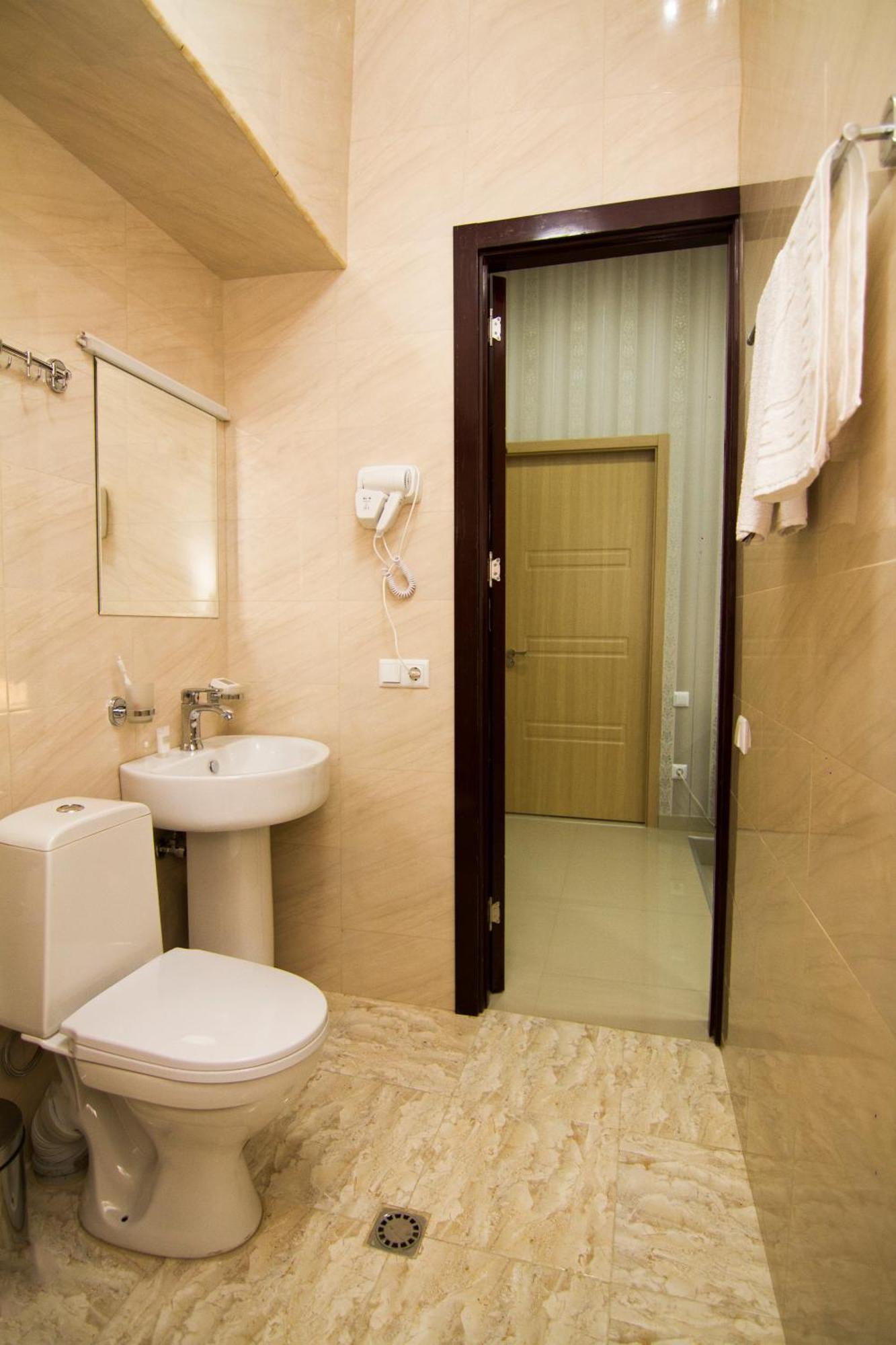 Hotel Brick House Τυφλίδα Εξωτερικό φωτογραφία