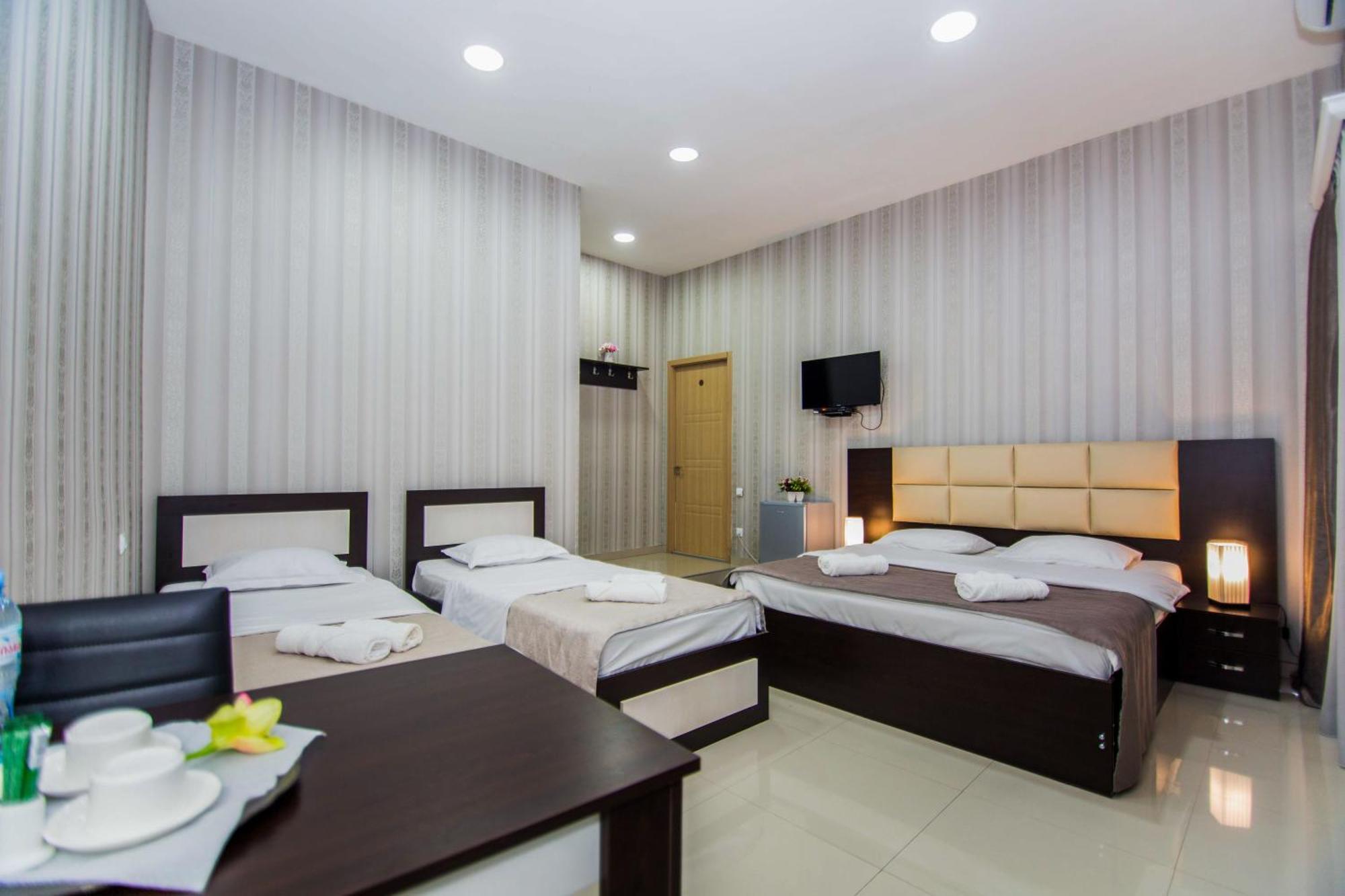 Hotel Brick House Τυφλίδα Εξωτερικό φωτογραφία